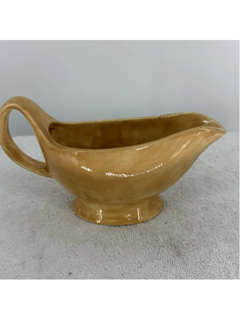 POTTERY BARN SAUSALITO GRAVY/SAUCE BOAT YELLOW AMBER